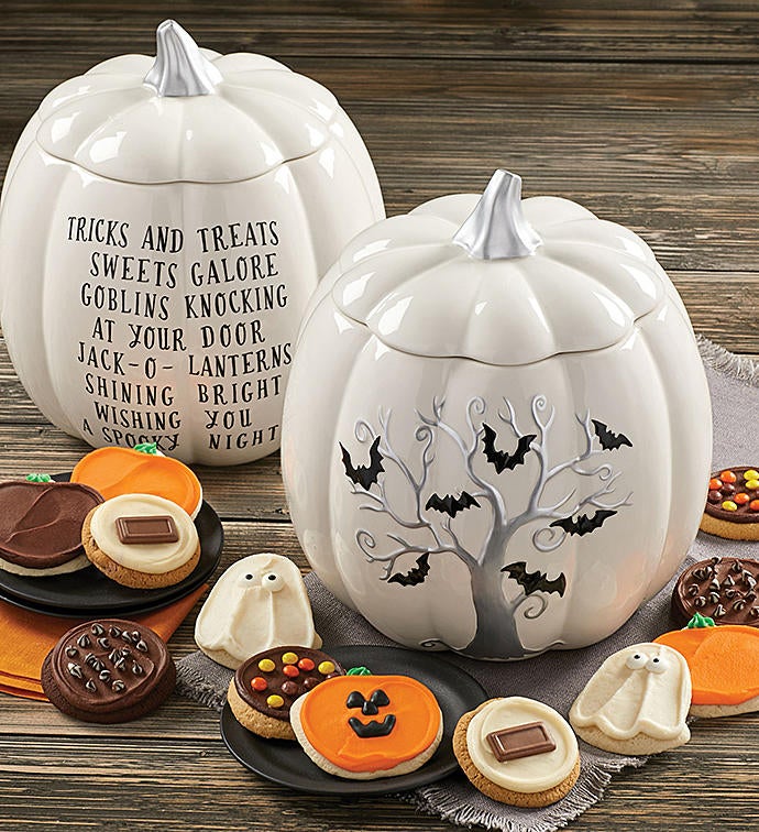 Collectors Edition Halloween Bats Pumpkin Jar