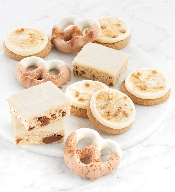 Cinnamon Roll Lovers Box