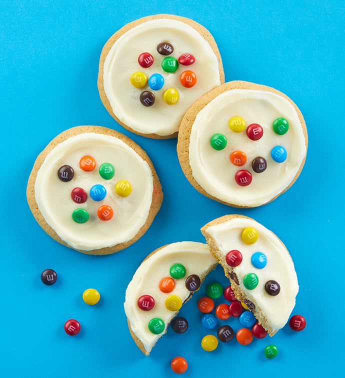 Buttercream-Frosted Chocolate Chip Cookies made with M&M’S® Minis Flavor Box