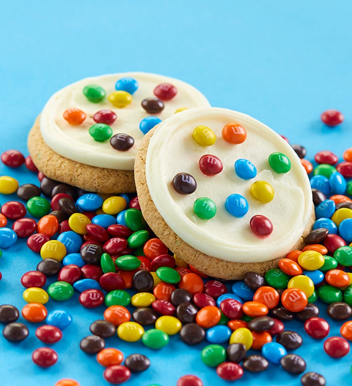 Buttercream-Frosted Chocolate Chip Cookies made with M&M’S® Minis Flavor Box