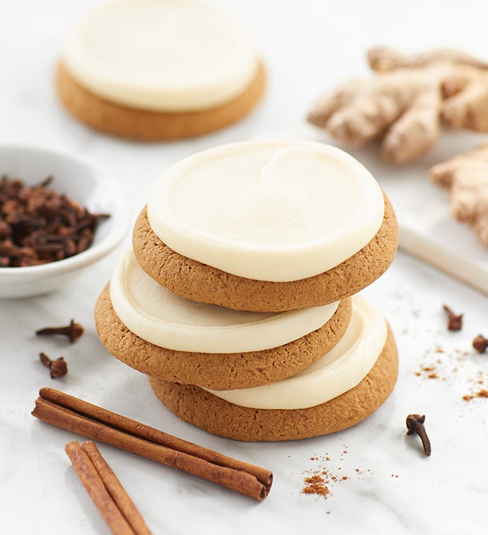 Buttercream-Frosted Gingerbread Cookies Case