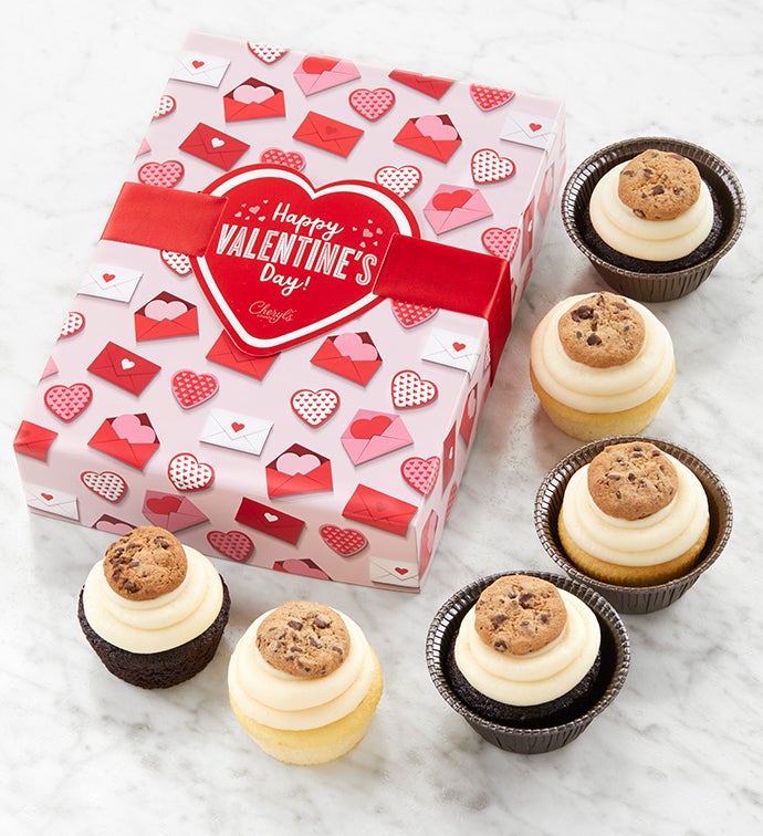 Buttercream Frosted Chocolate And Vanilla Valentine Cupcakes